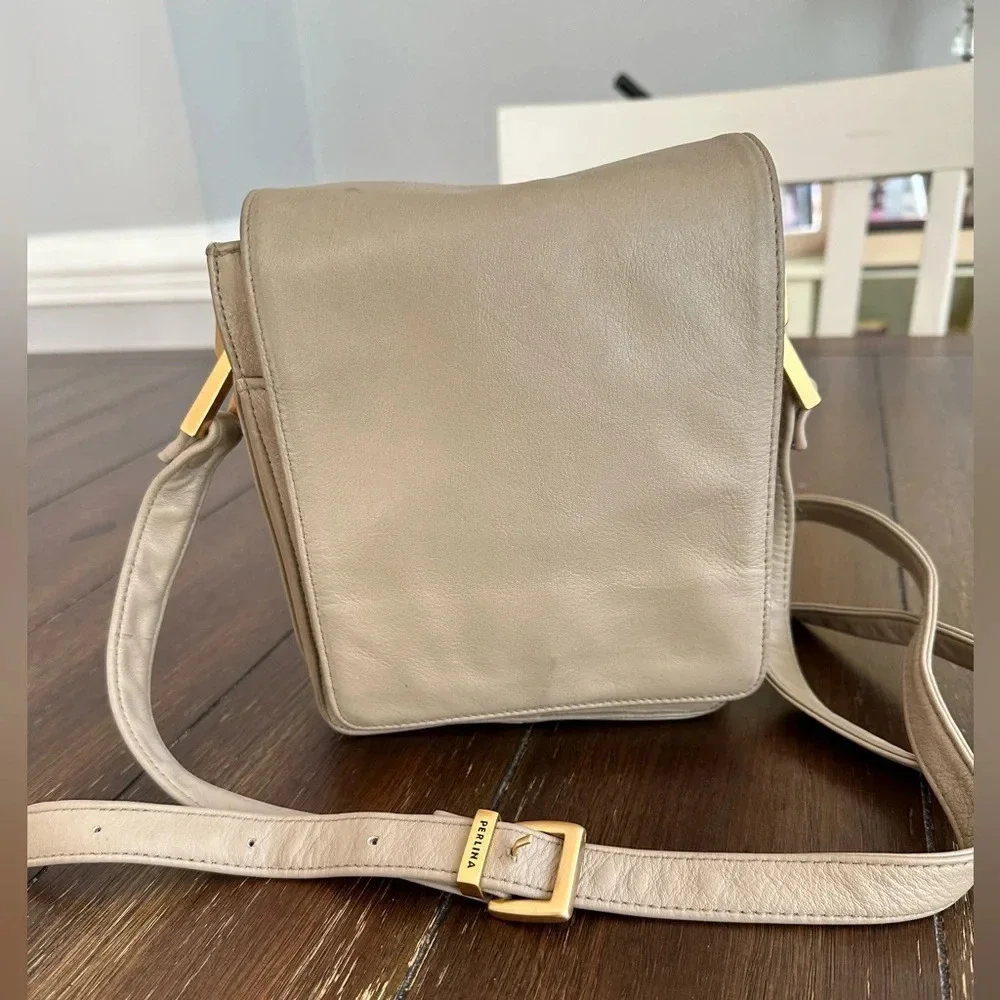 Vintage Perlina New York cross body bag